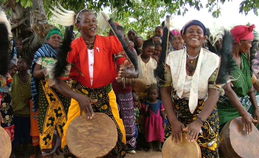 Современная африканская музыка. Чагга народ Танзании. Племя Хайя Танзания. Африканские музыкальные традиции. Племена Танзании.