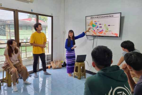 9c Teenage centre